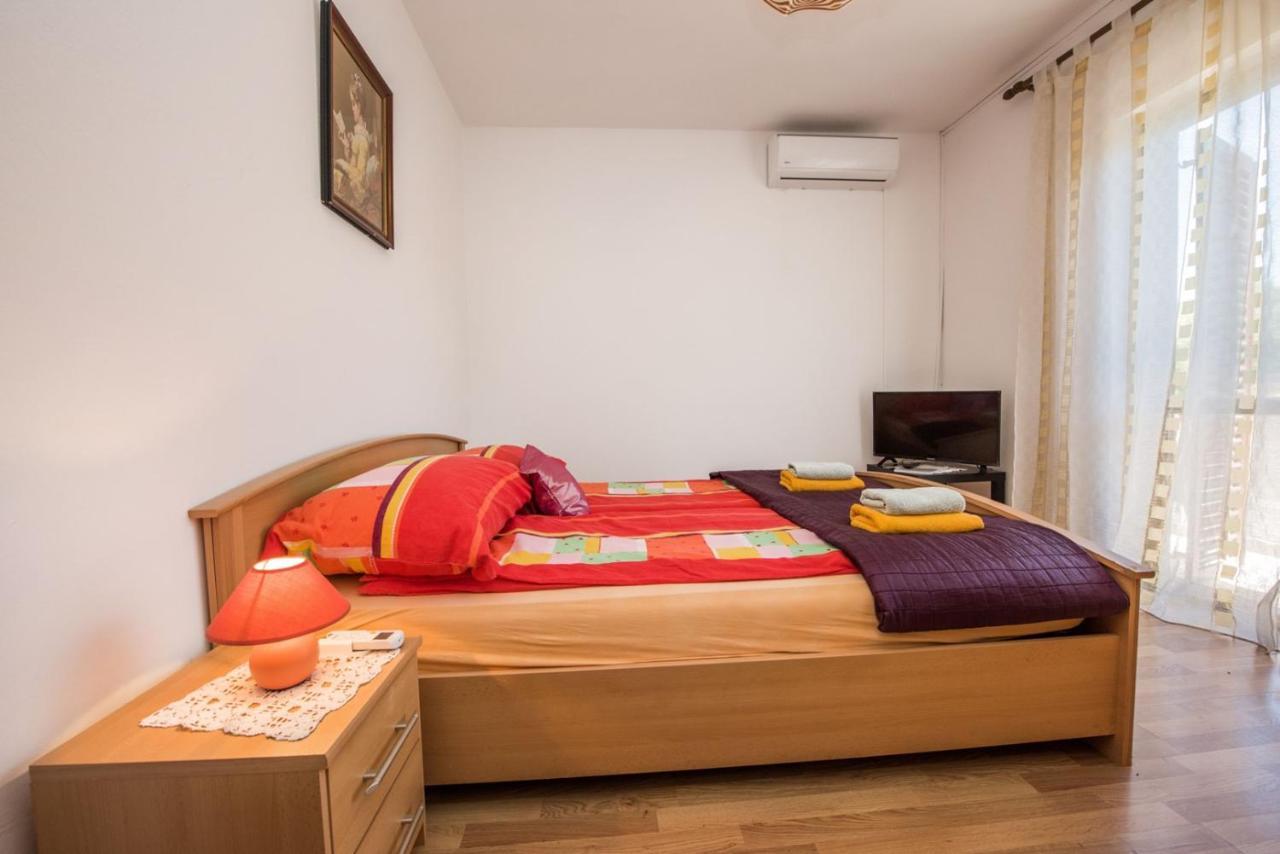 Two Bed Rooms Fortuna Near The Beach Poreč Eksteriør billede