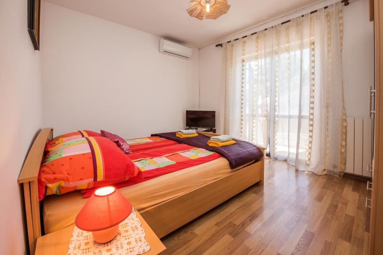 Two Bed Rooms Fortuna Near The Beach Poreč Eksteriør billede